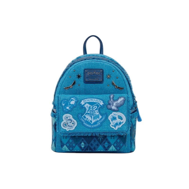 Magic Tour Club Harry Potter rugzak in blauw met Hufflepuff details, geborduurde patches en gouden accenten