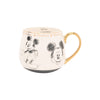 Magic Tour Club Disney Mickey Mouse mok met zwart-witte schetsen en een glanzend gouden oor op een crèmekleurige basis