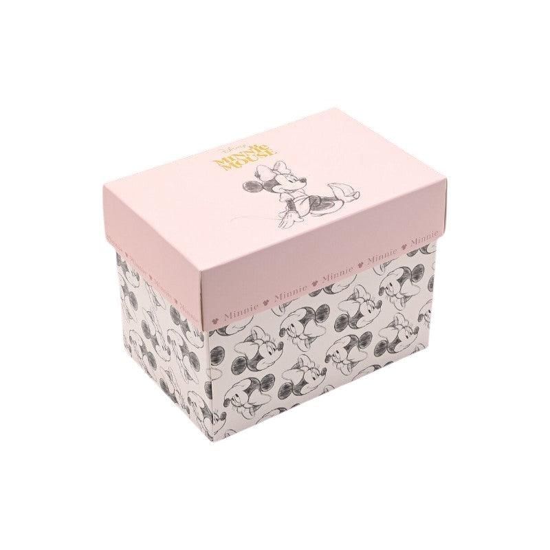 Magic Tour Club Disney Minnie Mouse mok in een roze geschenkdoos met zwart-witte Minnie Mouse illustraties