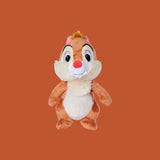 Magic Tour Club Disney Chop knuffel van 25 cm uit The Rescuing Guardians met zachte bruine vacht en vrolijke blik.