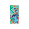 Magic Tour Club strandlaken met Disney Stitch print, Aloha tekst en tropische bloemen in blauw, groen en oranje