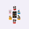 Magic Tour Club Loungefly Disney Mickey and Friends mystery mini rugzak sleutelhangers in diverse kleuren en designs.